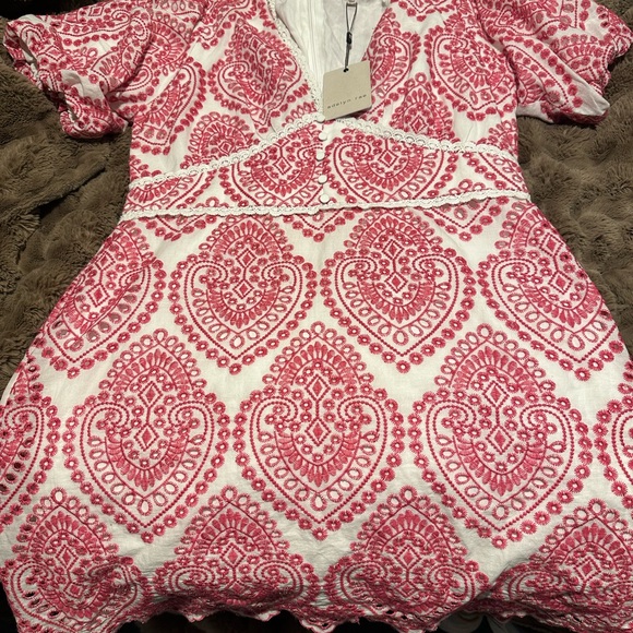 Adelyn Rae Dresses & Skirts - Adelyn Rae White and Pink Patterned Midi Dress